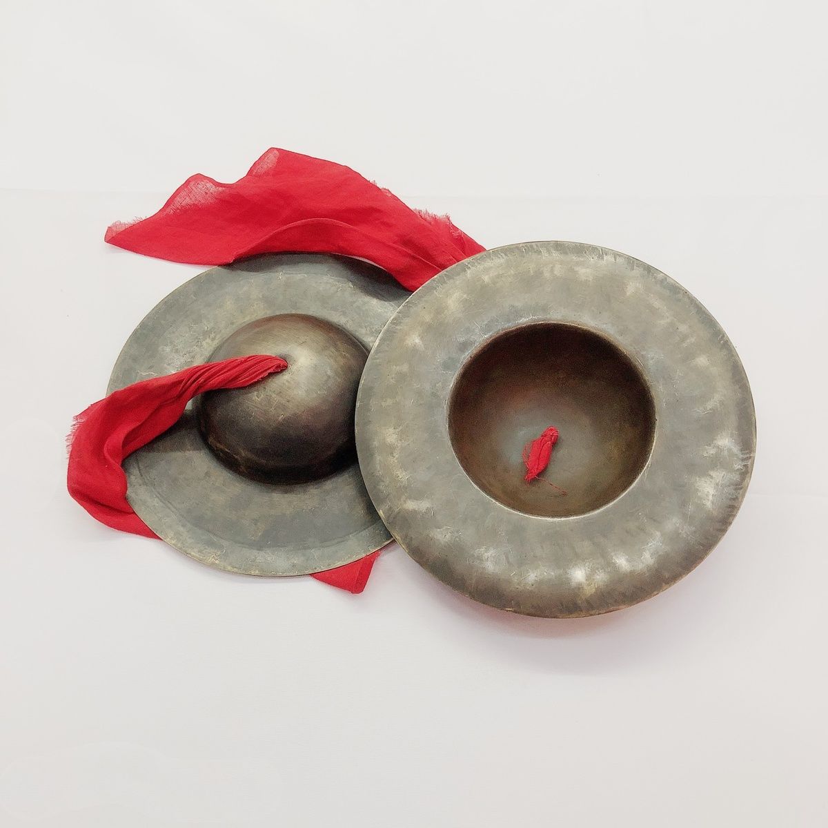 辉纳乐器专营店商品编号:10045506046629商品名称:张老头25公分青铜钹