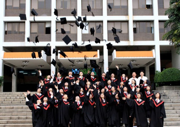 【京选品质】步雳学位学士服毕业礼服定做大学生女学院风本科文科硕士