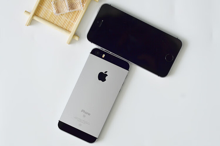 apple苹果iphonese一代国行原装5s三网通4g无锁备用4s学生手机苹果se