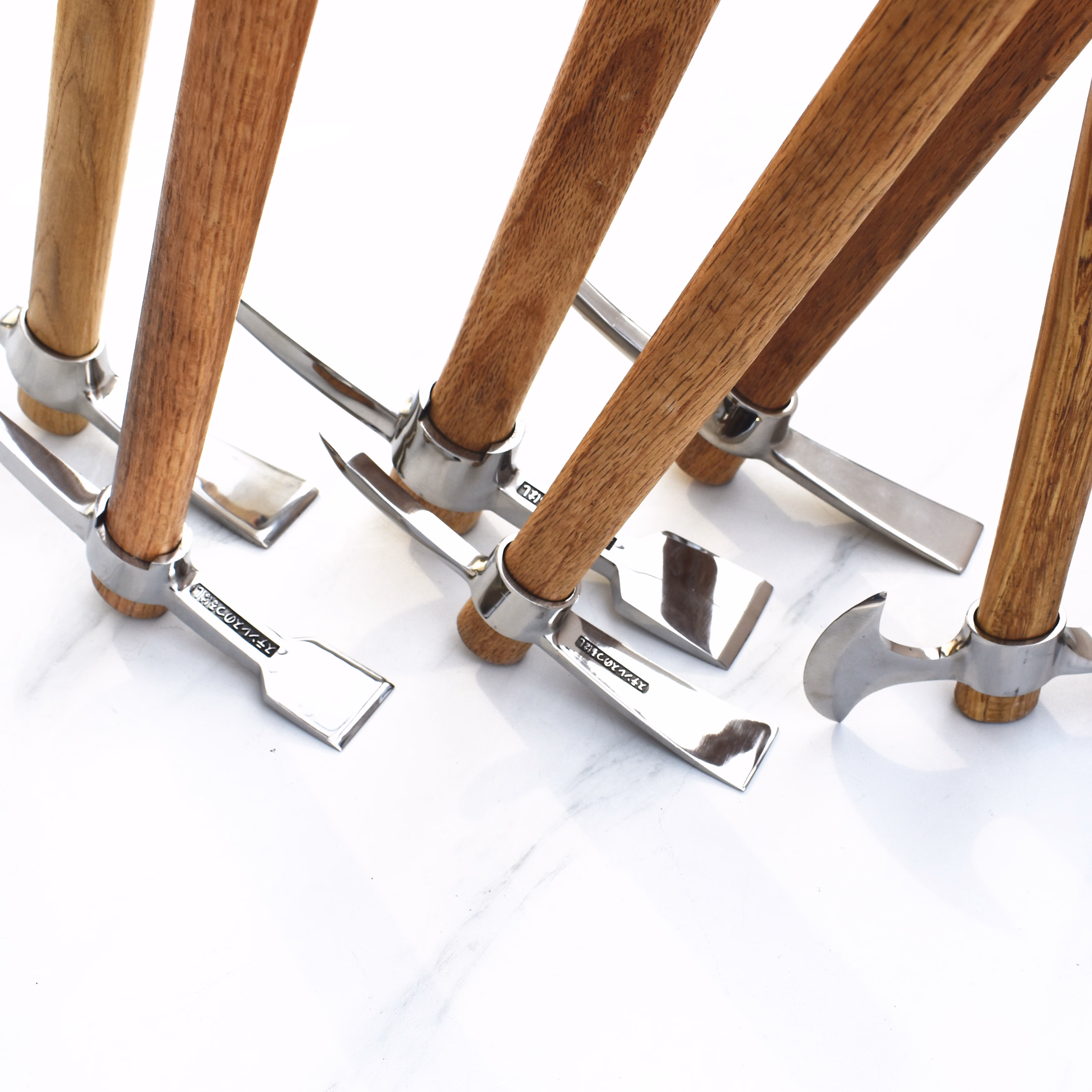 户外多功能登山镐102小号农用户外工程锄登山两用锰钢战备大镐十字镐