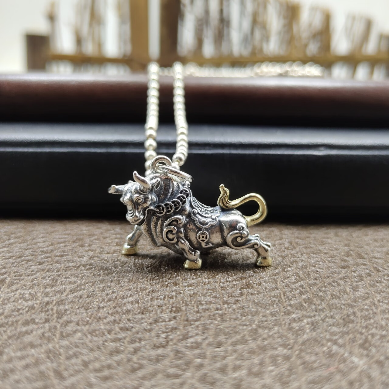 男士饰品925银本命年牛年牛生肖吊坠属相牛挂饰个性男潮人霸气单吊坠