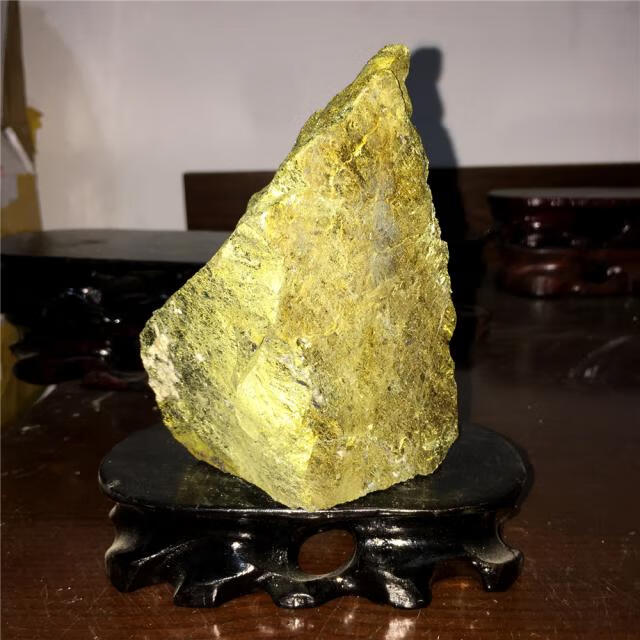 2022新款天然黄金矿石奇石观赏石头风水原石办公室客厅鱼缸摆件