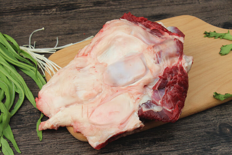 带肉牛窝骨 新鲜牛膝盖骨 带筋牛膝盖骨放养黄牛骨牛脆骨1500g