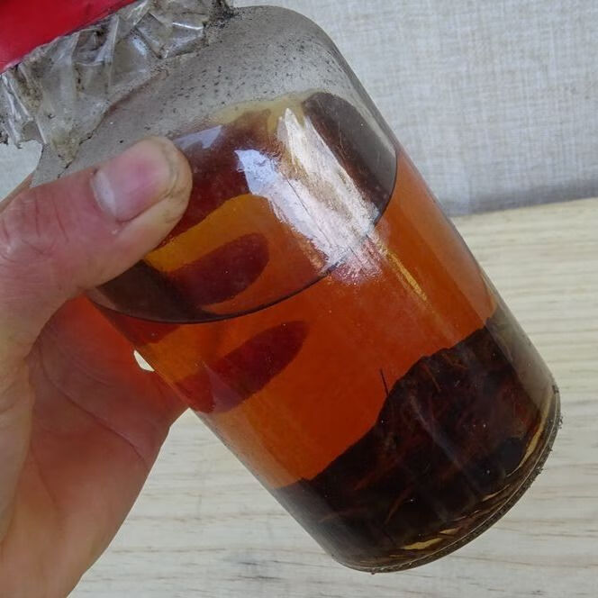 深山老蜈蚣酒活泡蜈蚣药酒斤装2条蜈蚣陈年【图片 价格 品牌 报价】