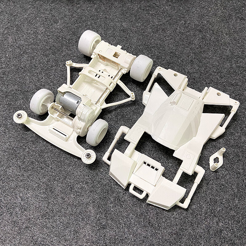 新款四驱车拼装组装大兴四驱车四驱兄弟巨无霸旋风冲锋拼装赛车组装