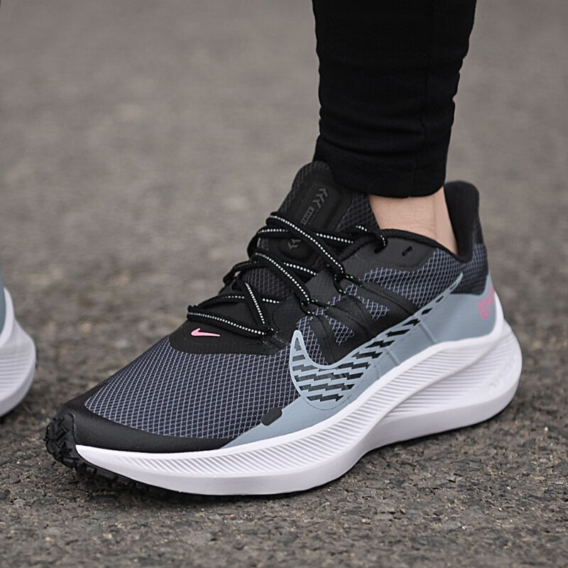 nike耐克男鞋 2020冬季新款运动鞋winflo 7 shield透气缓震耐磨休闲