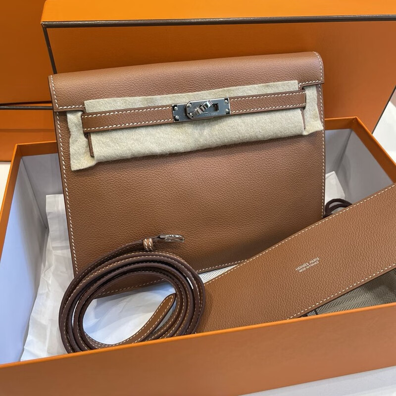 【二手99新】未使用 爱马仕(hermes) kelly danse 女士单肩包 71法国