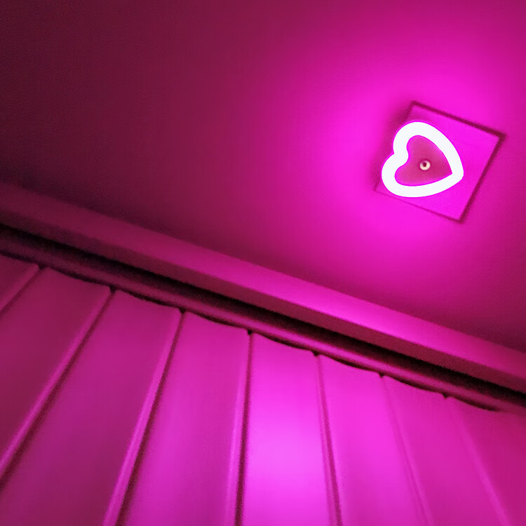 灯气氛灯卧室气氛灯卧室情趣爱心小夜灯昏暗情人浪漫梦幻粉色女生暖光