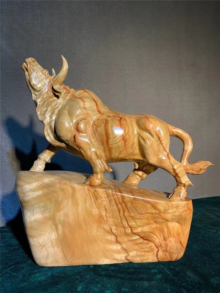 香樟牛摆件扭转乾坤花梨雕刻办公室装饰客厅崖柏根雕木雕牛气冲天