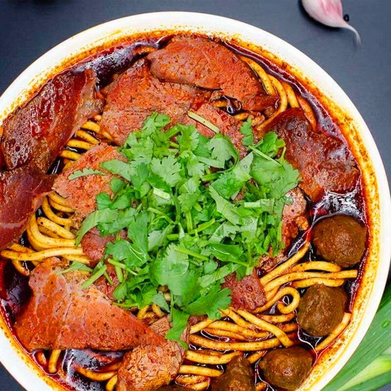 山西临汾牛肉丸子面真空包装高温碱水面条速食批发丸子面5碗5份真空