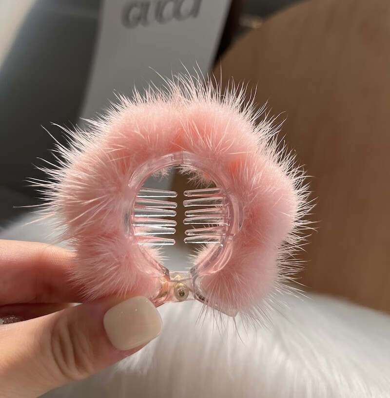 黙研(moyan)可爱水貂球发尾夹简约气质毛毛发夹后脑勺发量少毛绒球抓