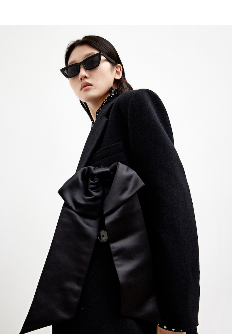 moco2021冬季新品缎面蝴蝶结宽肩廓形羊毛毛呢长款大衣 摩安珂 黑色 m