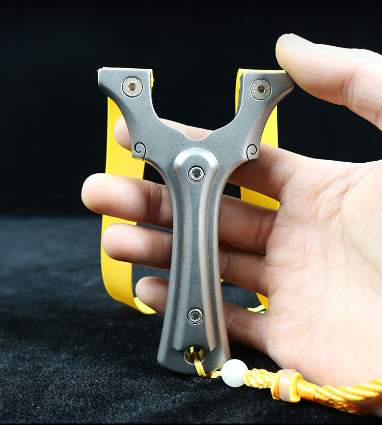 崛适免绑成人弹弓扁皮筋竞技准度高钛合金tc21弹弓全数控吃鸡弓直板