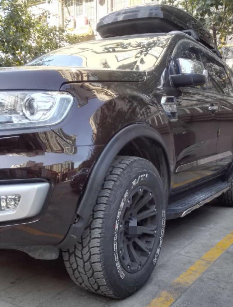 适用于suv通用宽体加厚轮眉挡泥防蹭防擦软条福特撼路者改装轮眉全套4