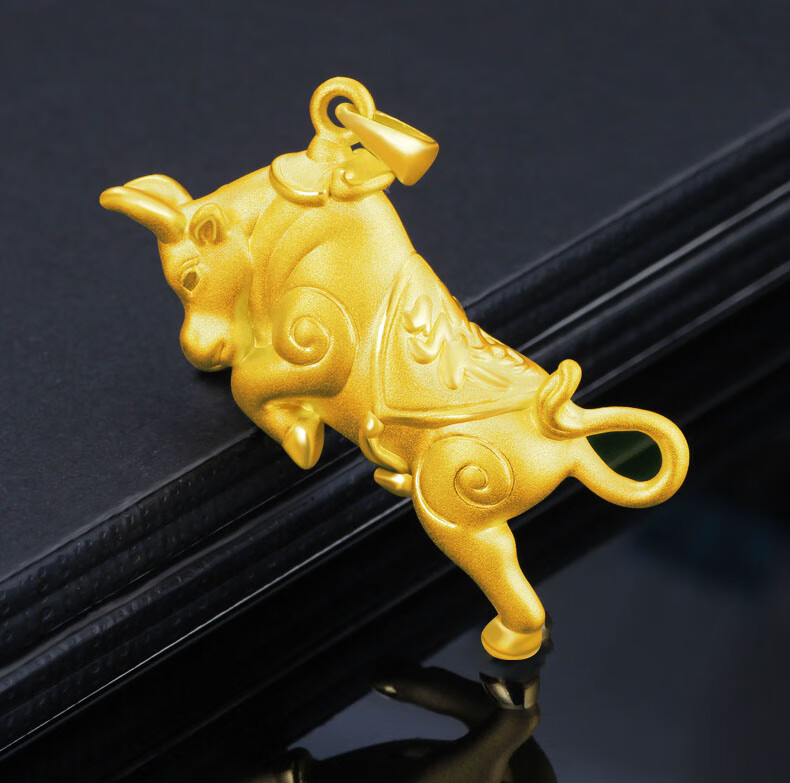 花草蒙拾炒股神牛黄金牛吊坠金牛十二生肖属相项链足金本命年生肖牛男