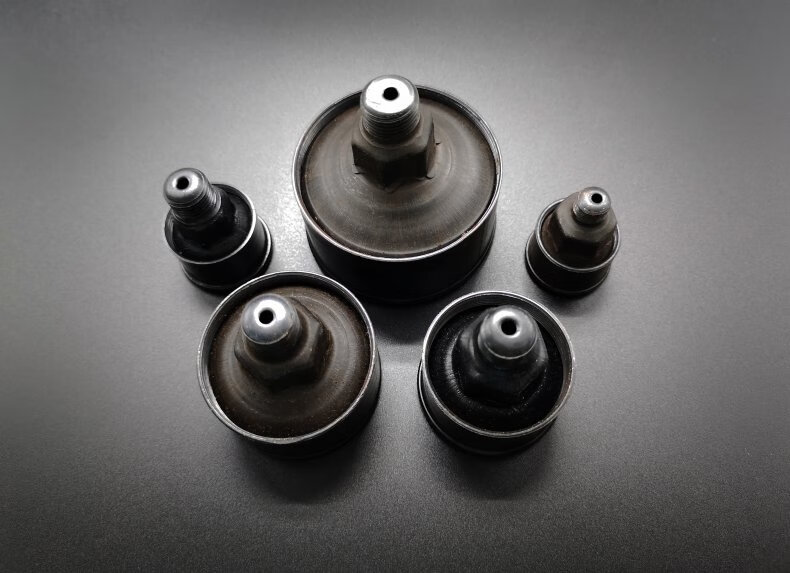 3 旋盖式油杯 铁皮牛油杯 一盒装 50ml(16x1.5)10只装