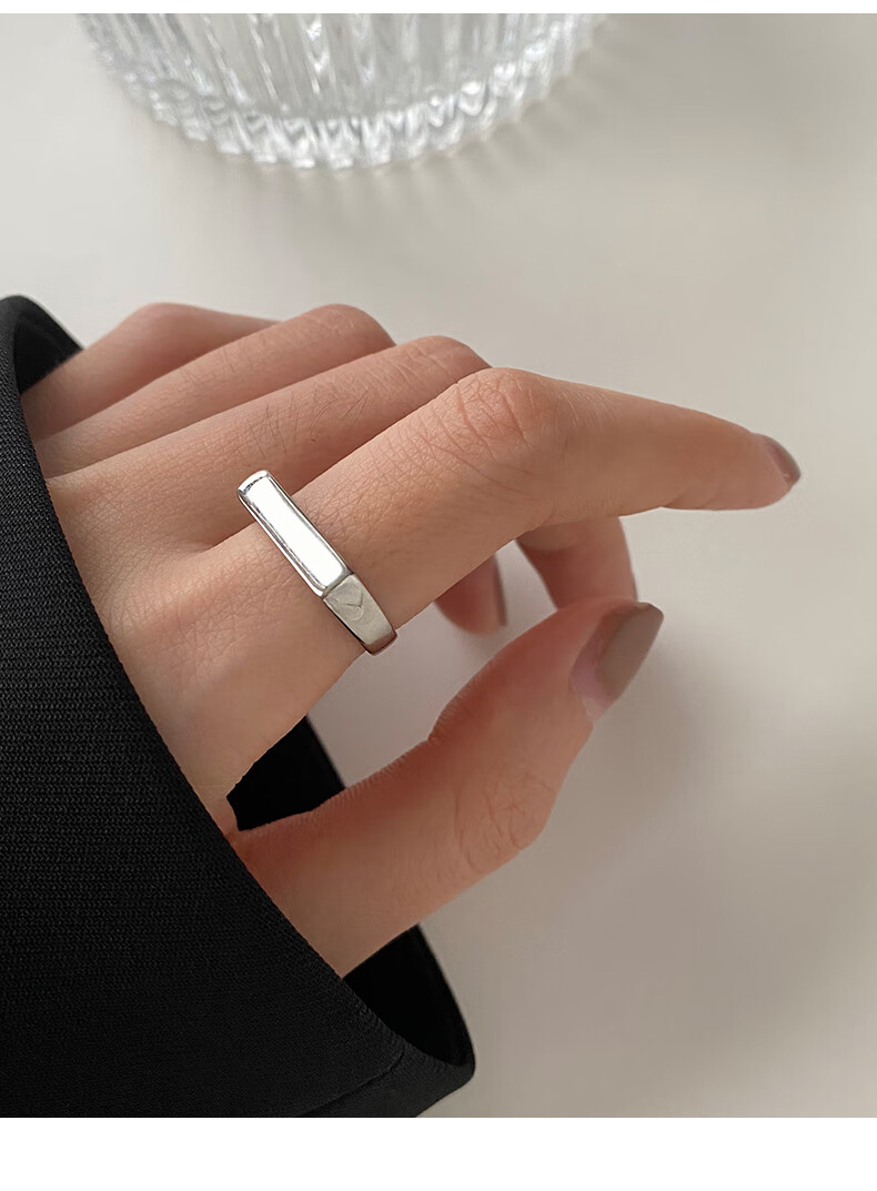佰伊辰38妇女节礼物银小方戒指女冷淡风轻奢小众设计精致时尚个性素圈