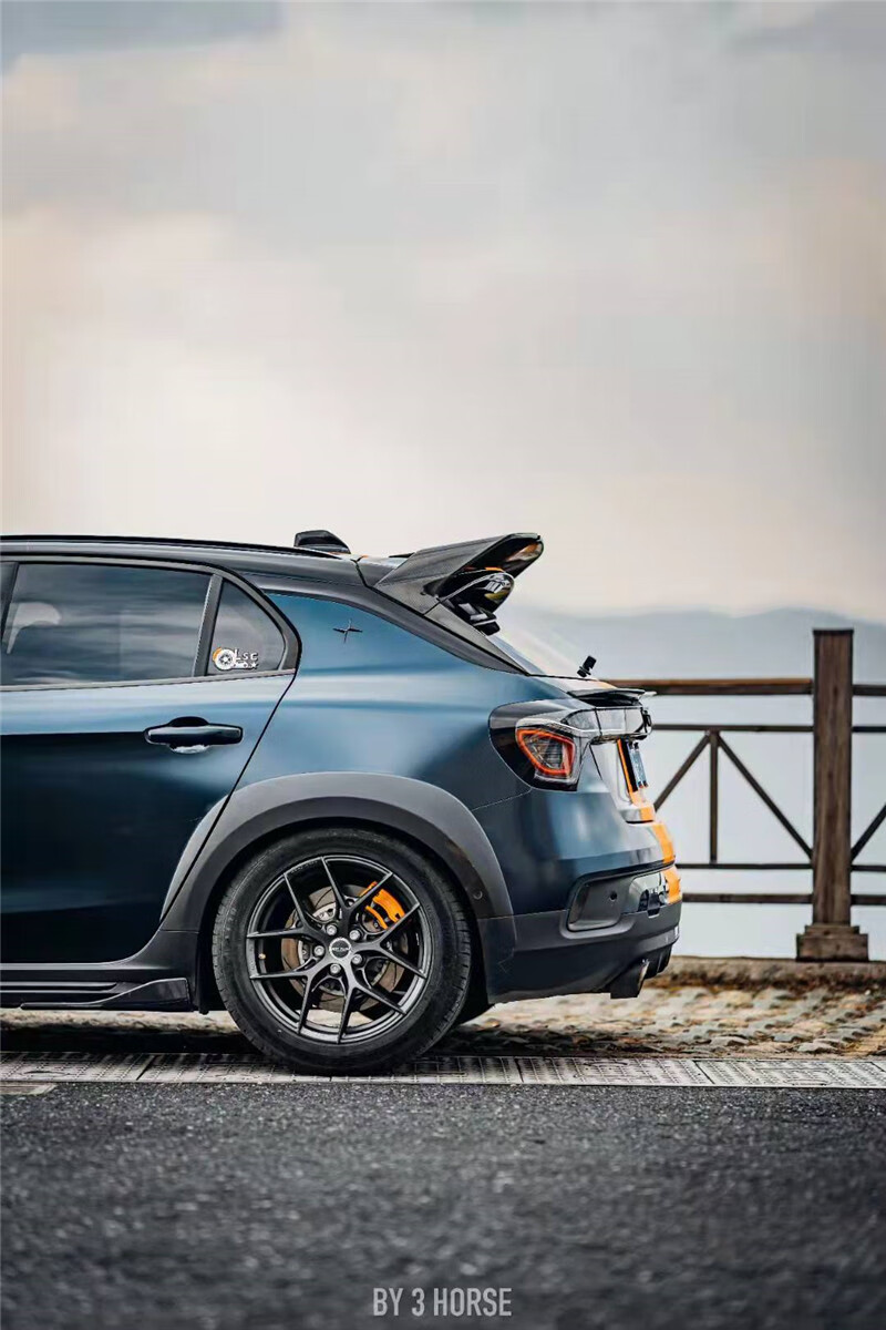 适用于领克03碳纤维尾翼02顶翼 02hb改装robot机器人abs亮黑 中翼 定