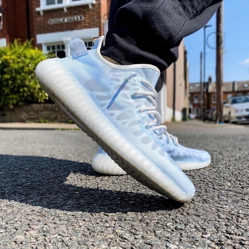 限量阿迪达斯adidasyeezy350v2monoclay黏土椰子350跑步鞋黏土gw2870