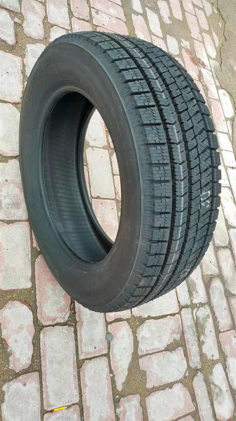 21年普利司通雪地轮胎1856515xg01冬季轮胎185/65r15xg02 21年 185/65