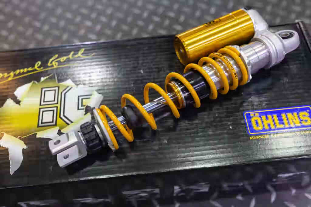 欧林斯ohlins雅马哈xmax300改装后避震器可调阻尼前减震弹簧ya740 ya