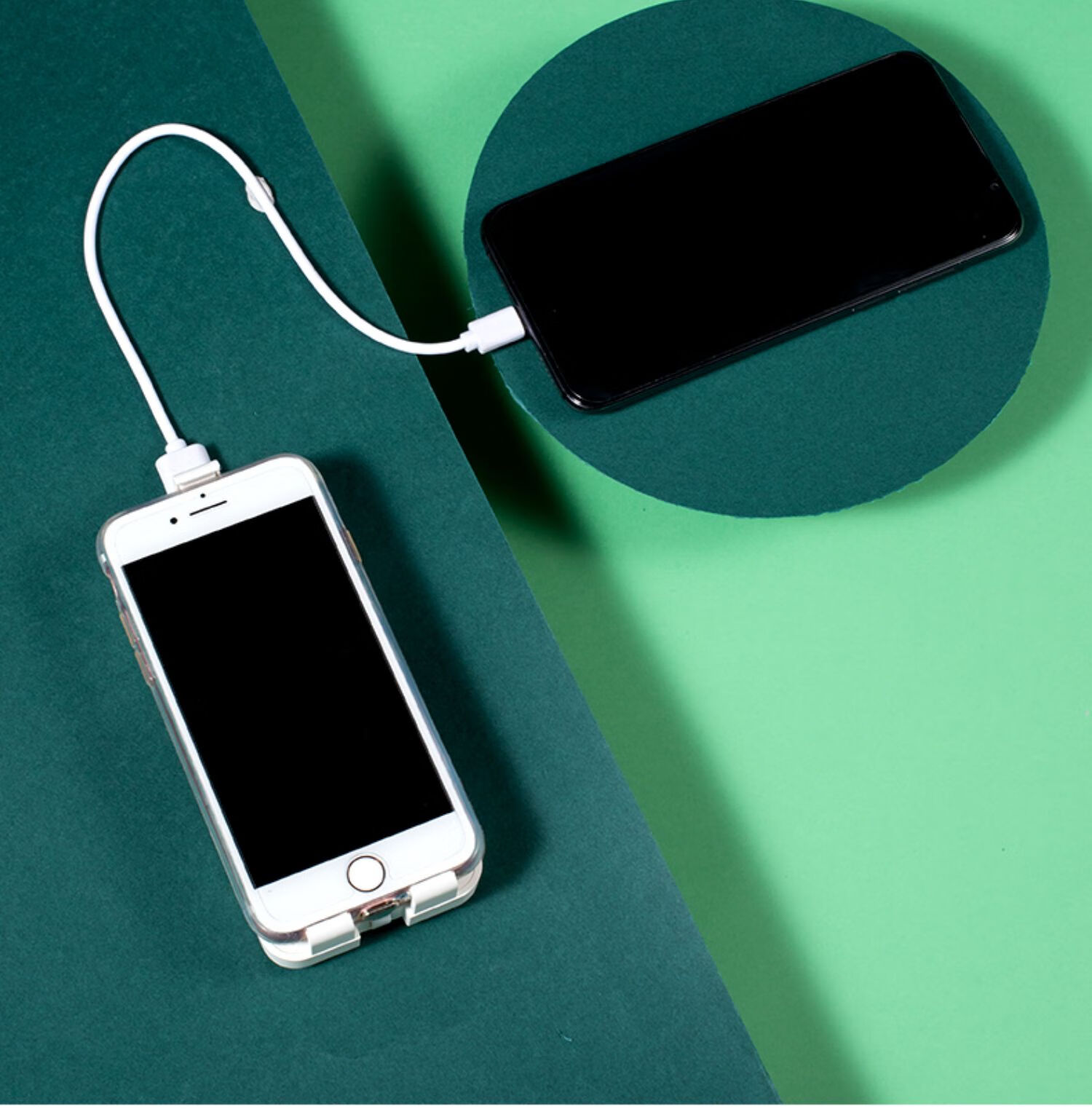 折叠背夹充电宝超薄小巧便携式迷你手提包女生小型mini创意多功能自带