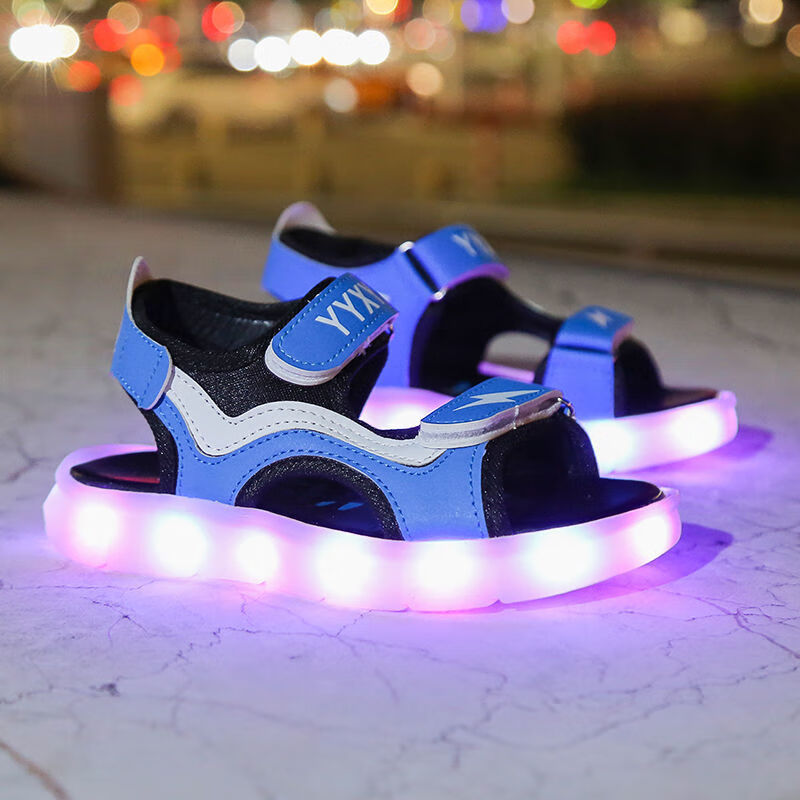 迪士尼同款防水儿童发光凉鞋usb充电男童亮灯鞋宝宝闪灯女童闪光led带