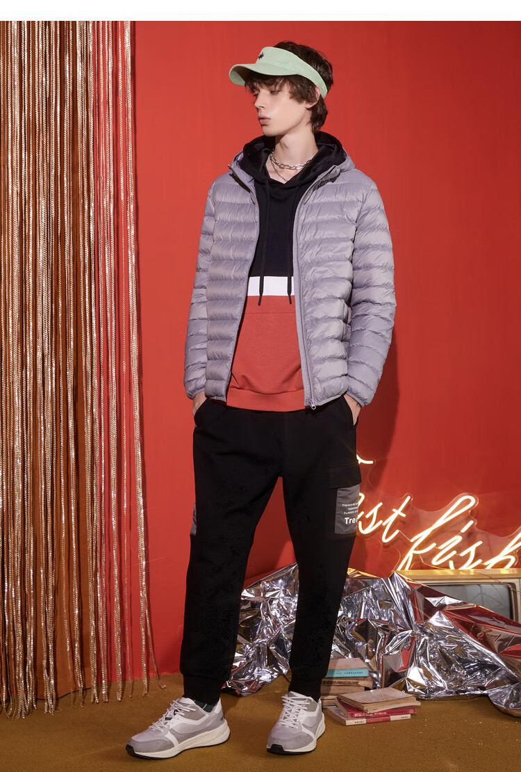 快鱼轻薄羽绒服男连帽短款白鸭绒外套2020冬叠穿休闲防寒10y1004 黑色