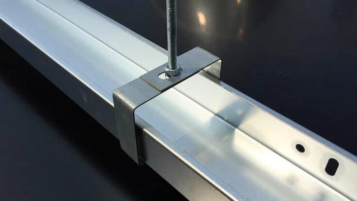 镀锌吊框桥架安装防火喷塑水平走线槽支架吊码配件50个起拍 适用50*50