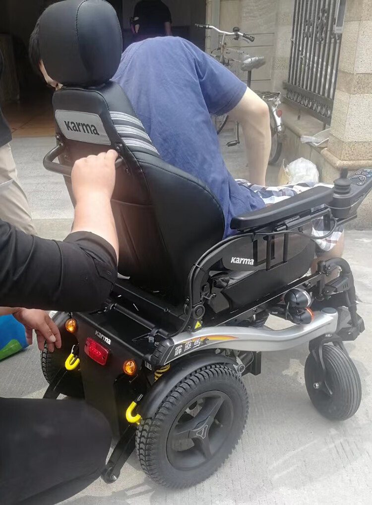 康扬karma老人残疾人进口电动轮椅老年人四轮车铝合金轻便高靠背可躺