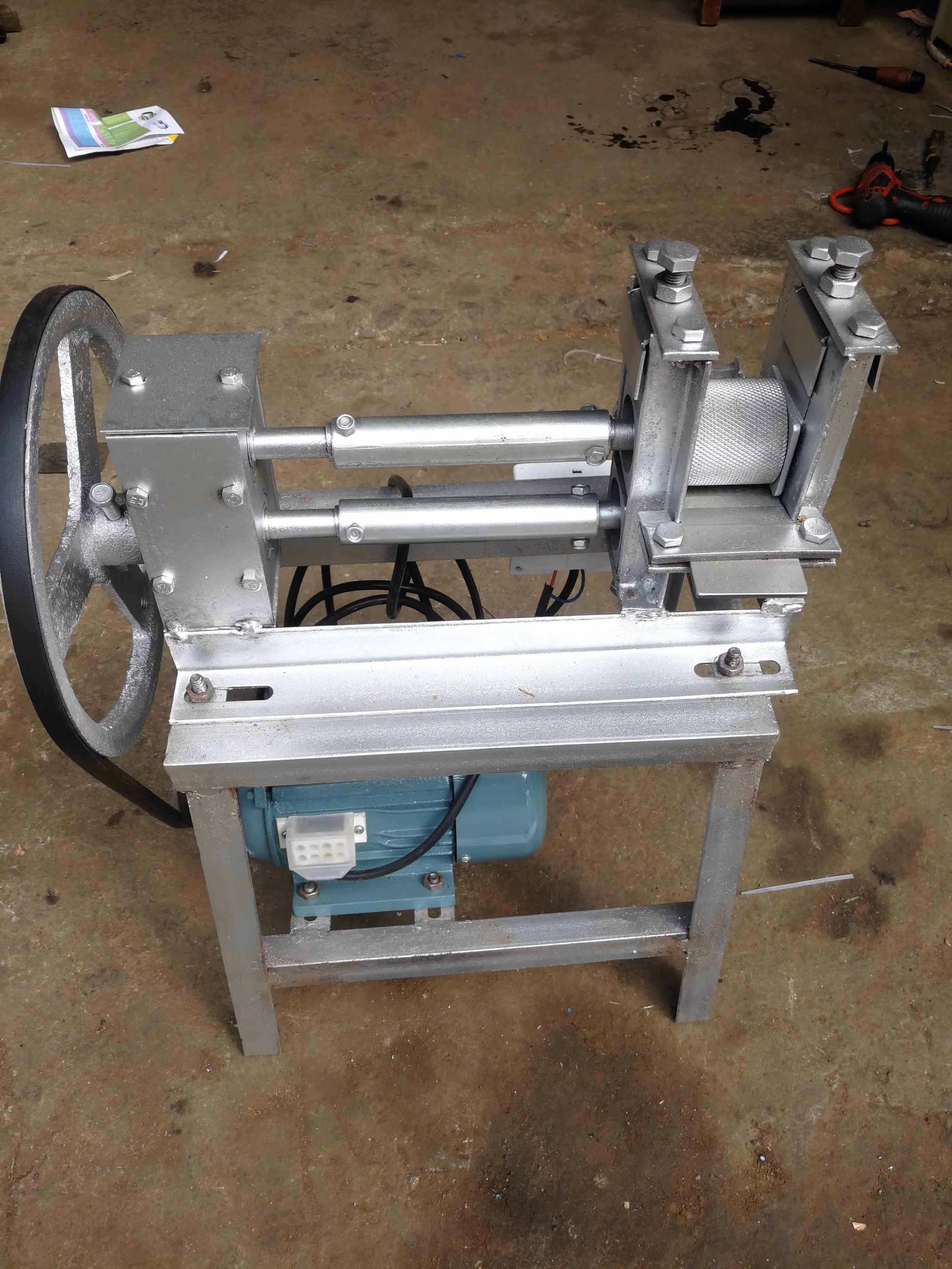 小型电动破篾机开篾片机手动竹条分层机破竹机家用竹片加工分层机电动