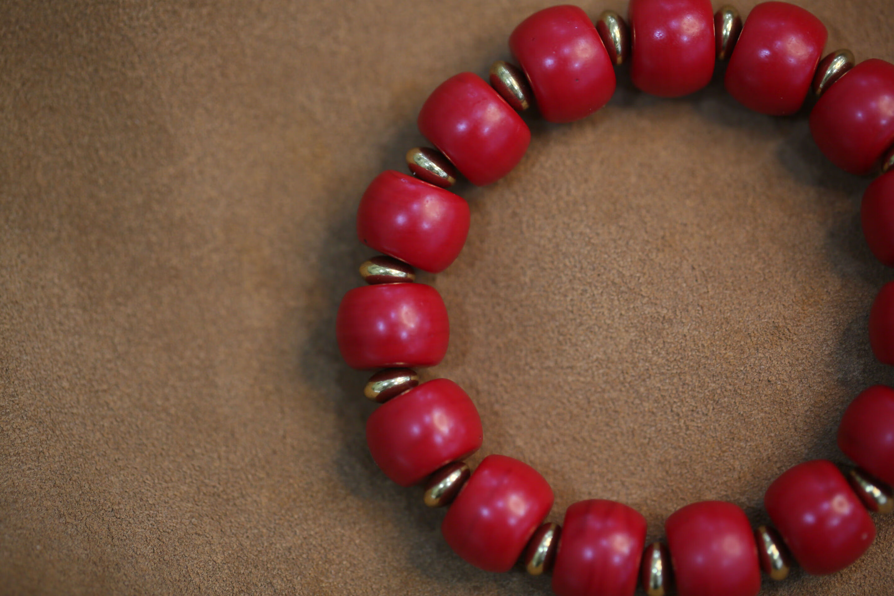 老雪巴手串,包浆油润西藏老琉璃雪巴手串,老雪吧,老包浆 图片色