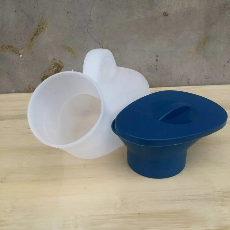 舒德牧女用尿壶卧床专用夜壶接尿器带盖女士用老人大容量小便器便携式