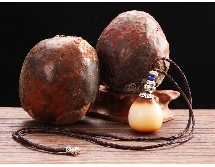 佛心果菩提吊坠天然彩色粉色原籽手串释迦佛心菩提空心金灯菩提w彩色