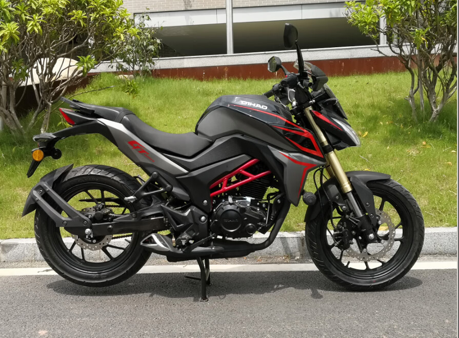 2020新款暴风眼250摩托车街车国4电喷油冷cbs机车跑车可上牌隆鑫re250