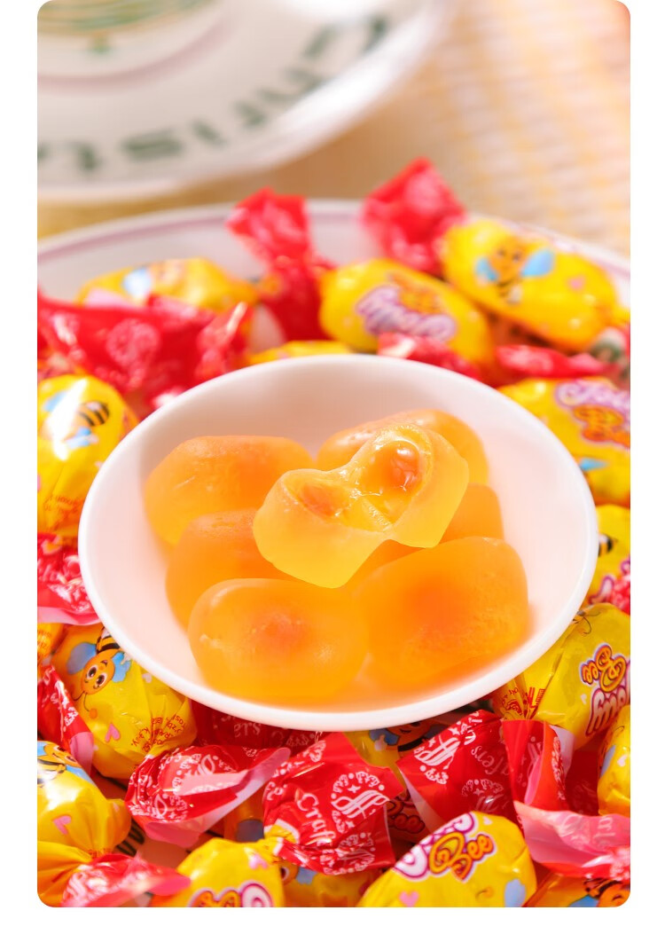 俄罗斯小蜜蜂夹心软糖橡皮糖果汁qq糖休闲零食年货进口喜糖10斤装