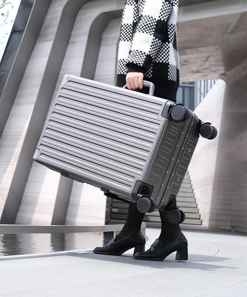 翻译官 行李箱铝框拉杆箱万向轮男学生旅行箱密码箱出差商务结婚登机