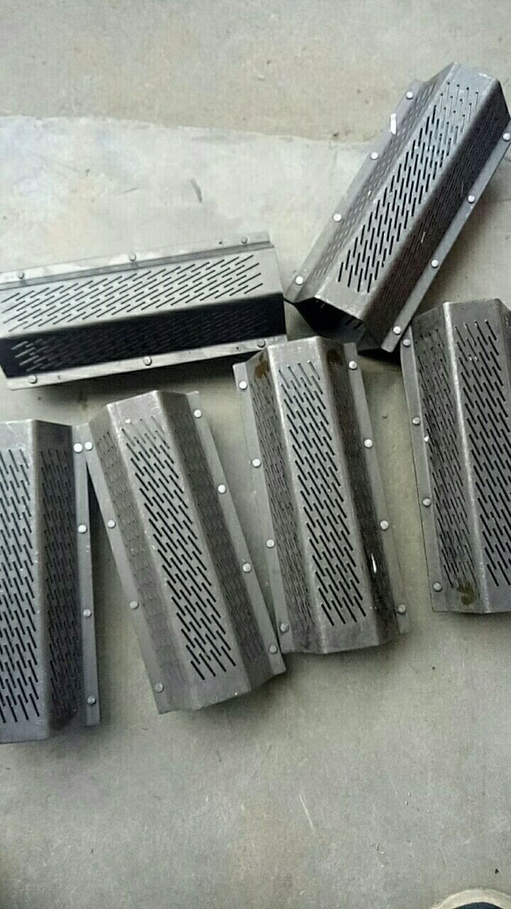 2022小型家用碾米机打米机配件各种米筛子筛片筛瓦瓦片糠筛可定做尺寸