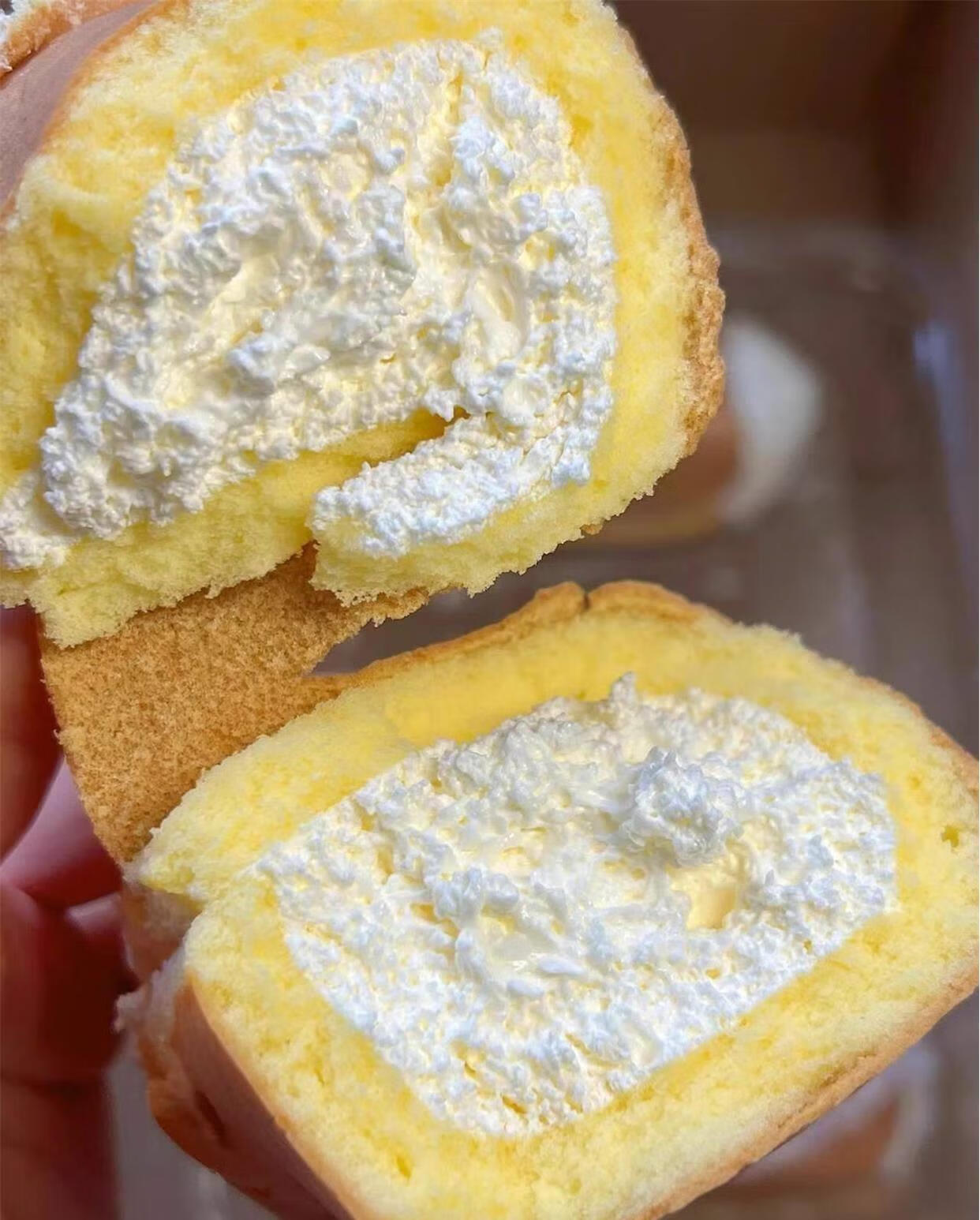 8090后怀旧零食童年老式奶油蛋糕卷网红早餐面包好心冻零食折扣店奶油