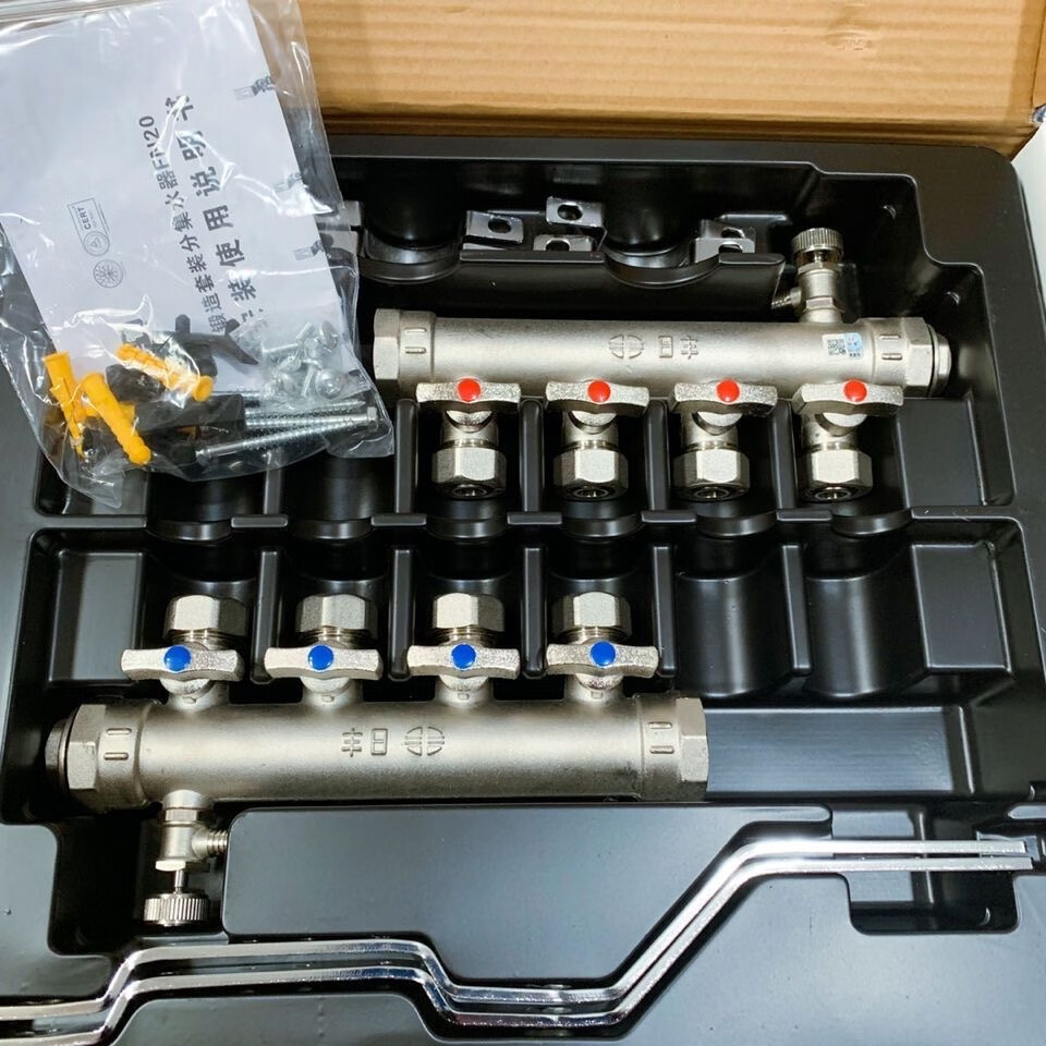 602022新款日丰地暖管分水器 【f20】佛山日丰地暖分水器全铜分水器