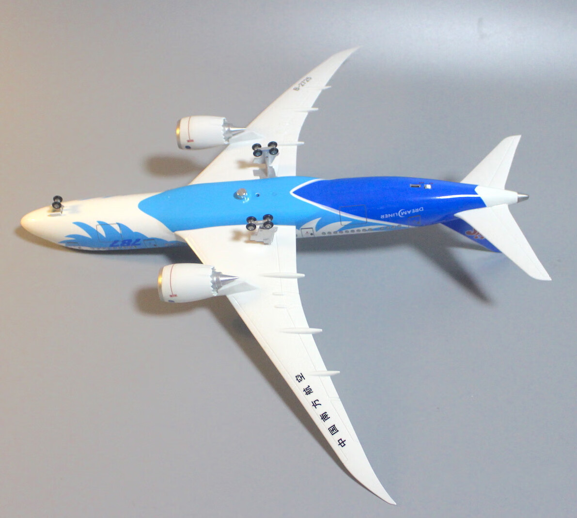 全日空波音787飞机模型43cm带轮子带灯日本航空日航787客机模型