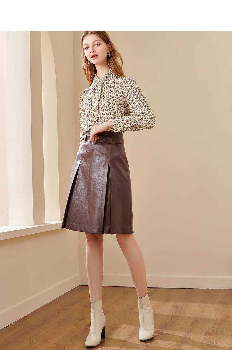 尚都比拉时尚工字褶压花pu伞裙半身裙秋冬女显瘦包臀a字皮裙 深咖啡色