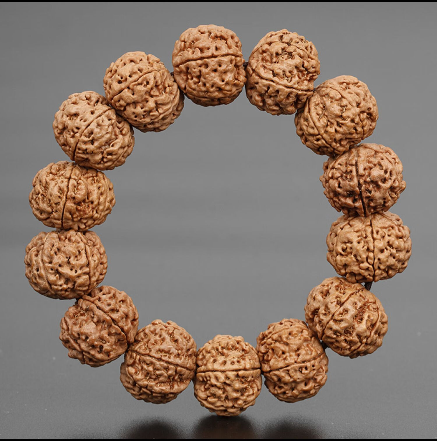 尼泊尔古龙籽爆满肉六瓣金刚菩提手串男士盘玩佛珠木珠配饰lca10196