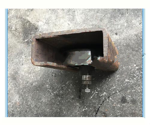 上下轮货梯升降机传菜机轮子8号10号12号 10号槽钢轮外径83毫米【图片