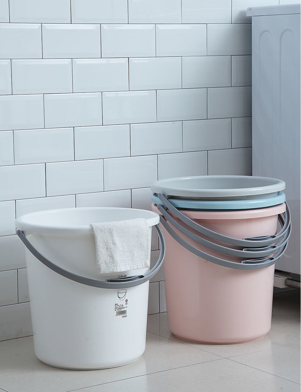 手提塑料水桶家用加厚储水桶大容量学生宿舍用洗衣桶装水桶圆形桶