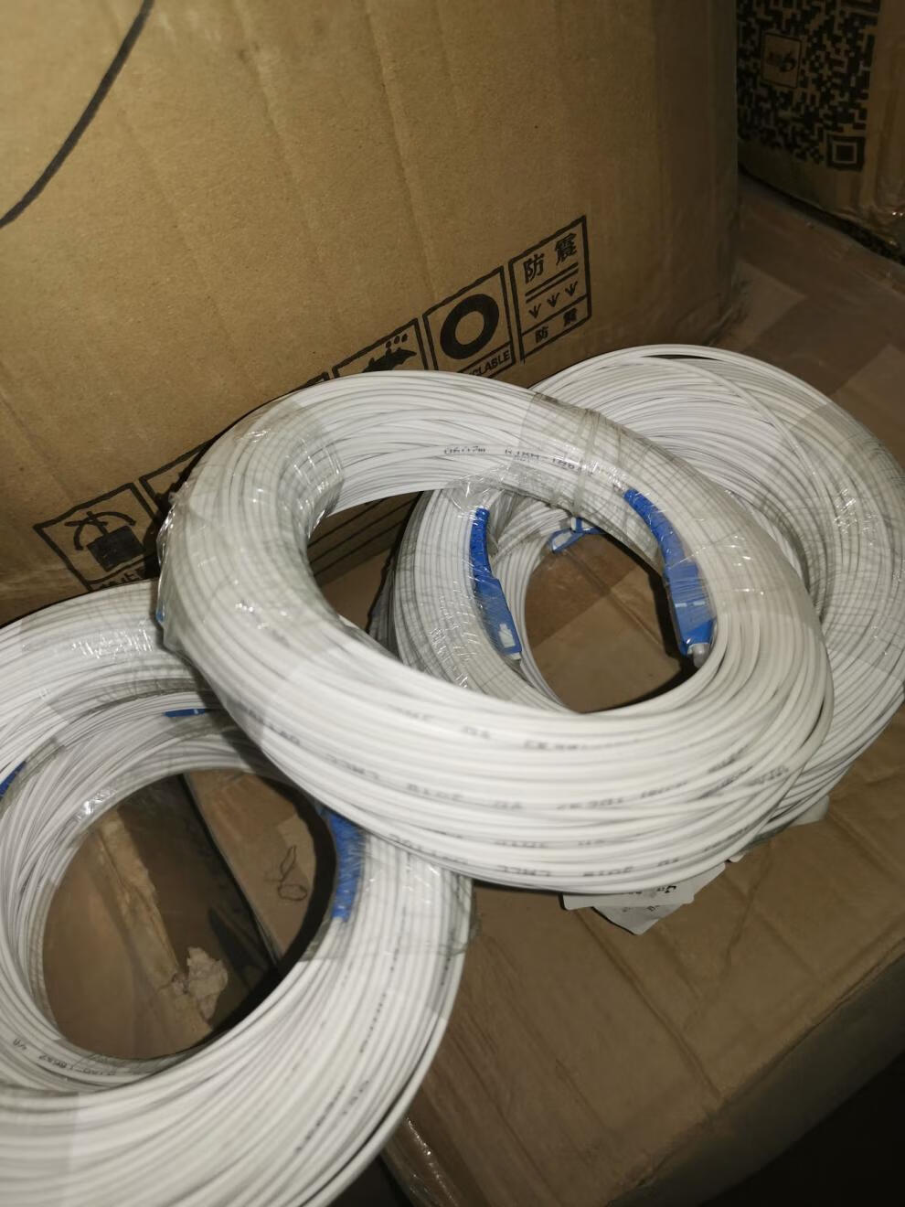 国标室内成品皮线光纤sc头 gjxh 1芯单室内入户线预制光缆光纤线 120