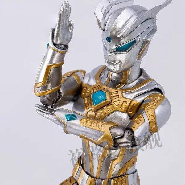 赛罗奥特曼手办同款shf光辉闪耀形态触控可发光关节可动玩具 磁控发光