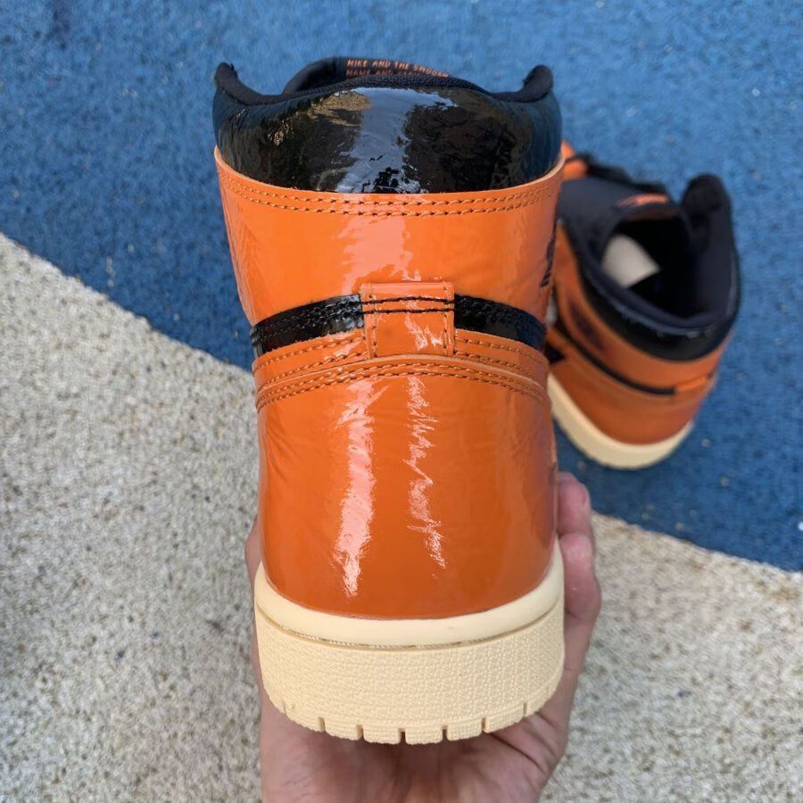 扣碎篮板 漆皮做旧高帮男女鞋555088-028 纯原aj1 high 猪油 扣碎篮板