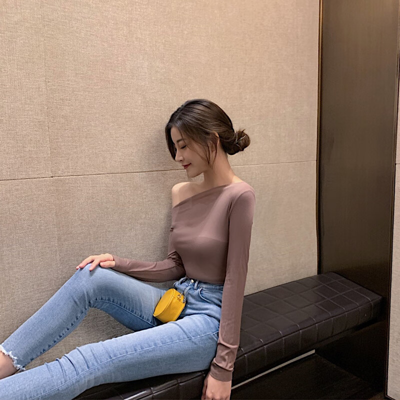 卡富亚露肩长袖t恤上衣女漏肩膀性感主播直播衣服秋冬纯欲斜肩一字领