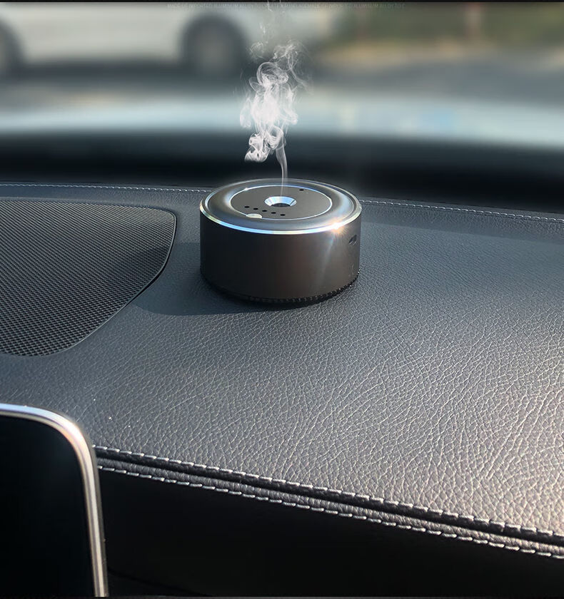 qefh汽车车载香薰喷雾型时尚精油香薰智能喷香持久香薰机威斯汀白茶